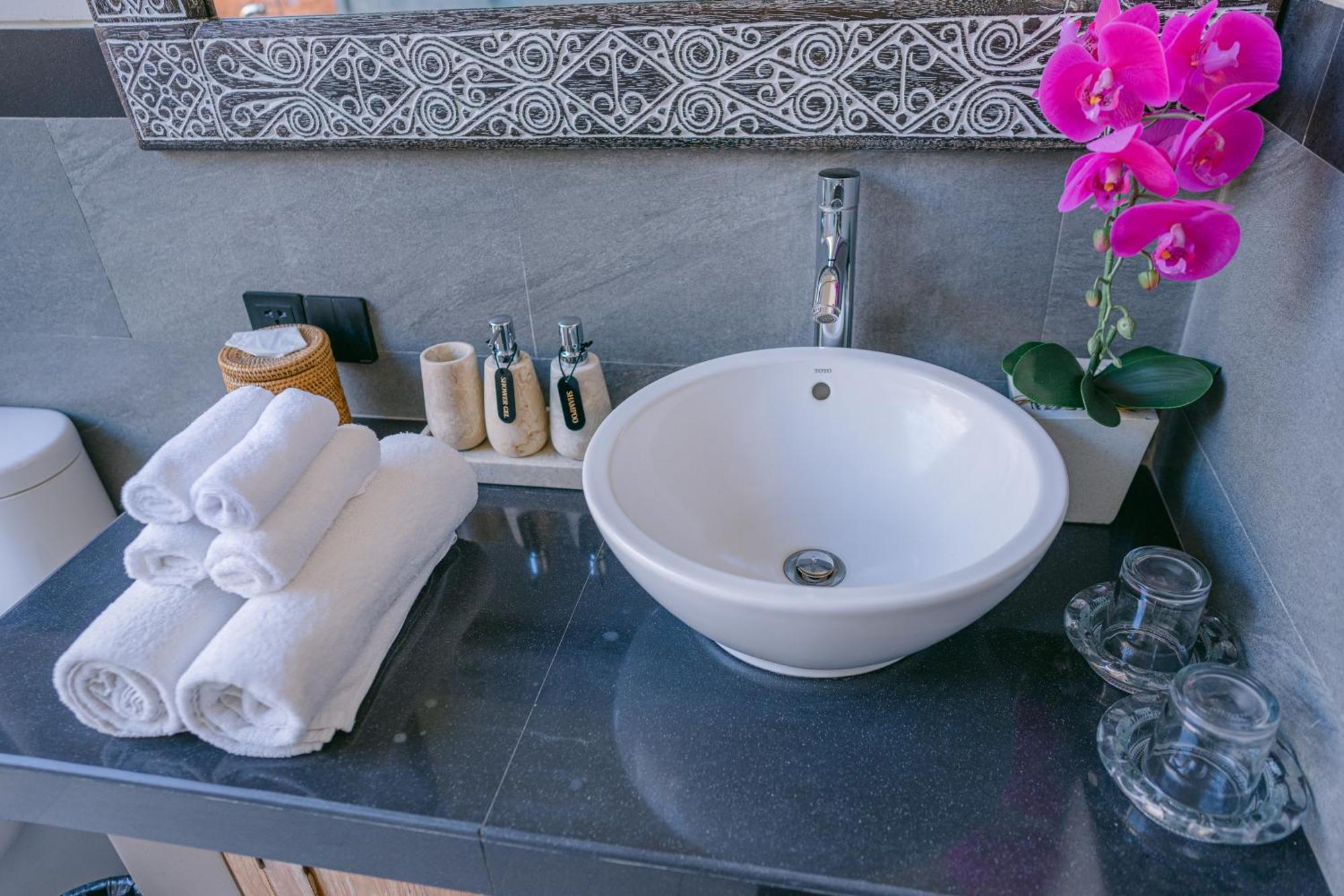 2 Seasons Villa Sun - Luxury With Private Pool Ubud Extérieur photo
