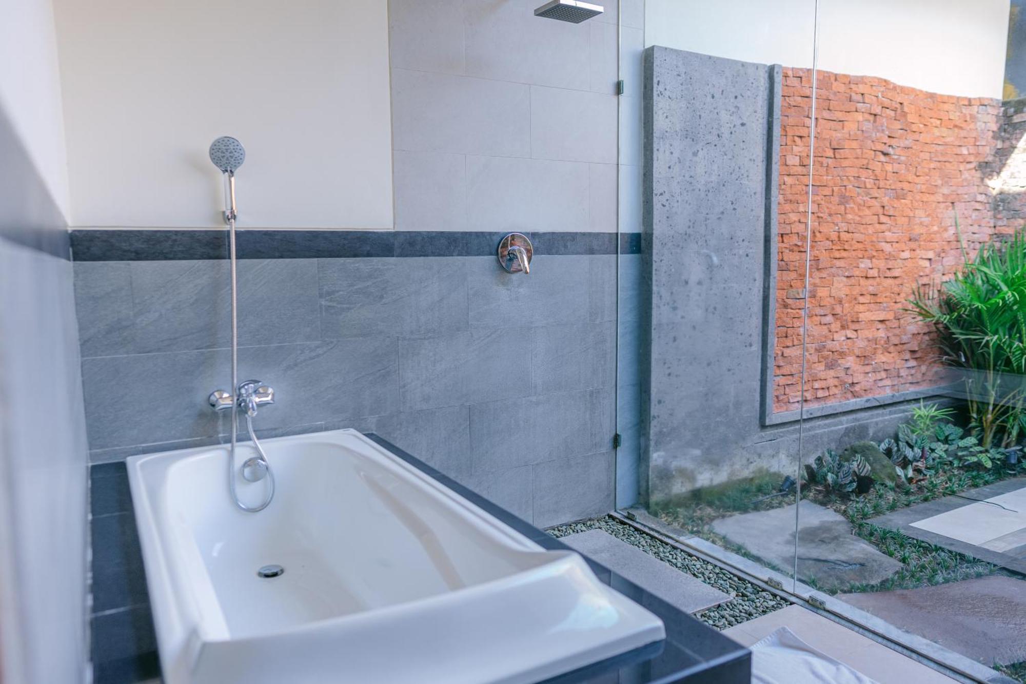 2 Seasons Villa Sun - Luxury With Private Pool Ubud Extérieur photo