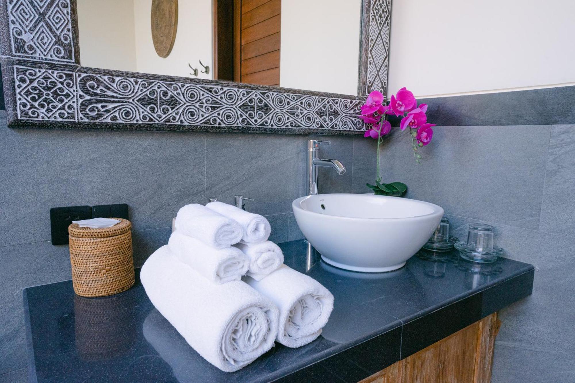 2 Seasons Villa Sun - Luxury With Private Pool Ubud Extérieur photo